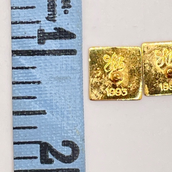 Laurel Burch  1993 Signed Gold Tone Enamel Pierced Post Earrings - Picture 2 of 6